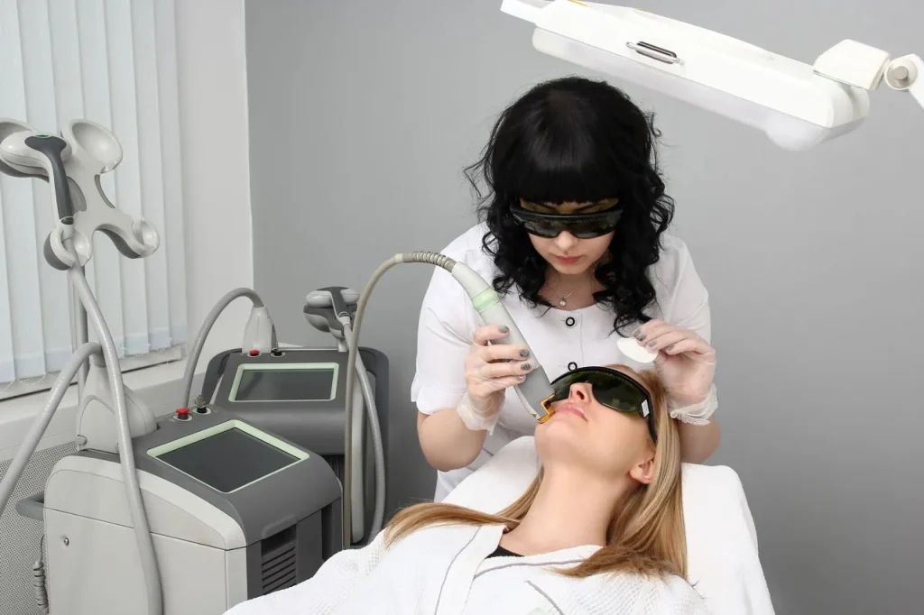Professional aesthetician provides expert laser hair removal training Woodlands for certified medical spa students.